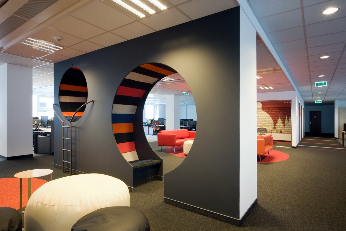 Avis Budget Group Business Support Centre Kft. EuropaDesign,Avis Budget Group Business Support Centre Kft.,Referencia